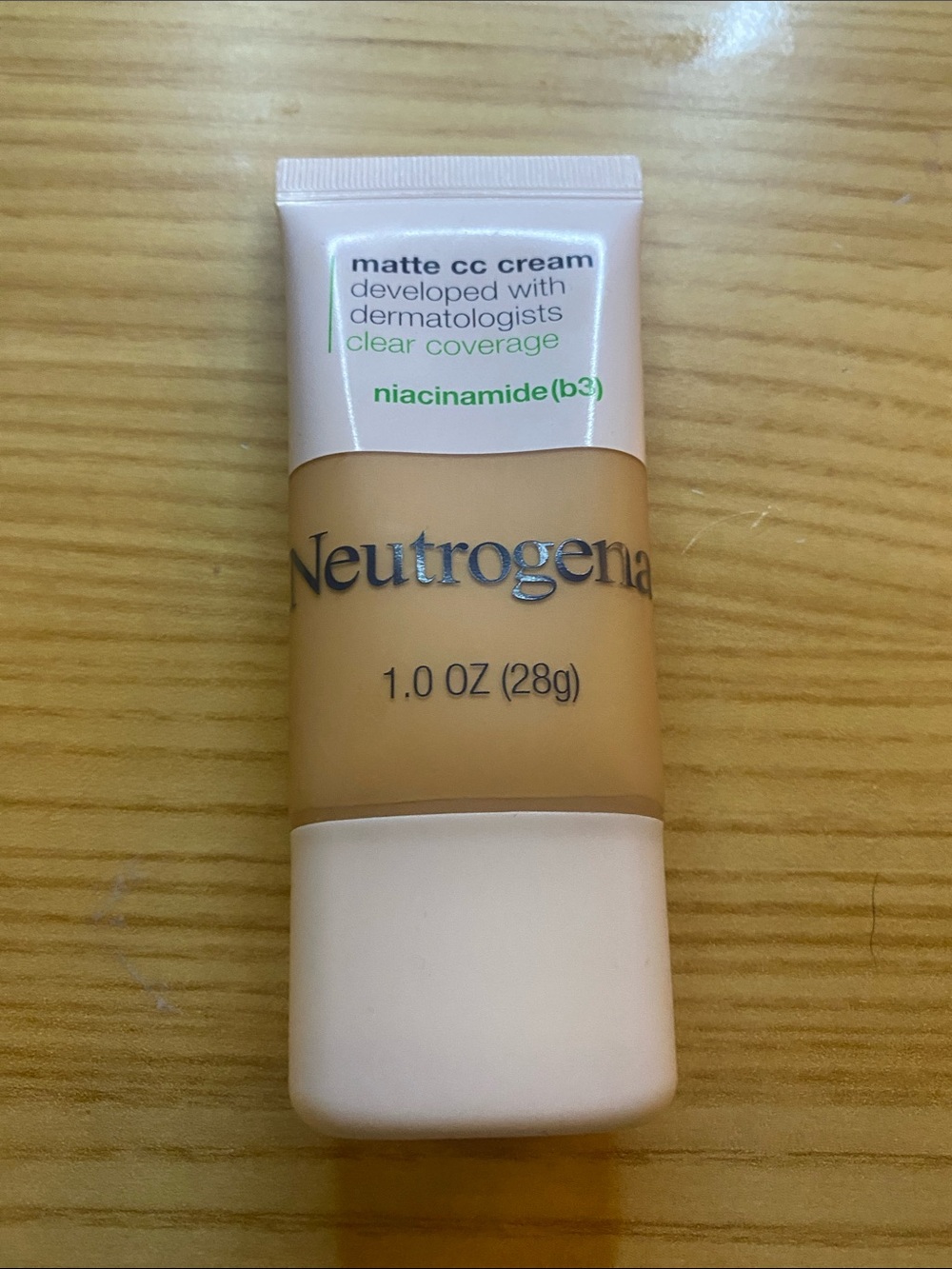 Neutrogena Matte CC Cream - Light Beige Tone